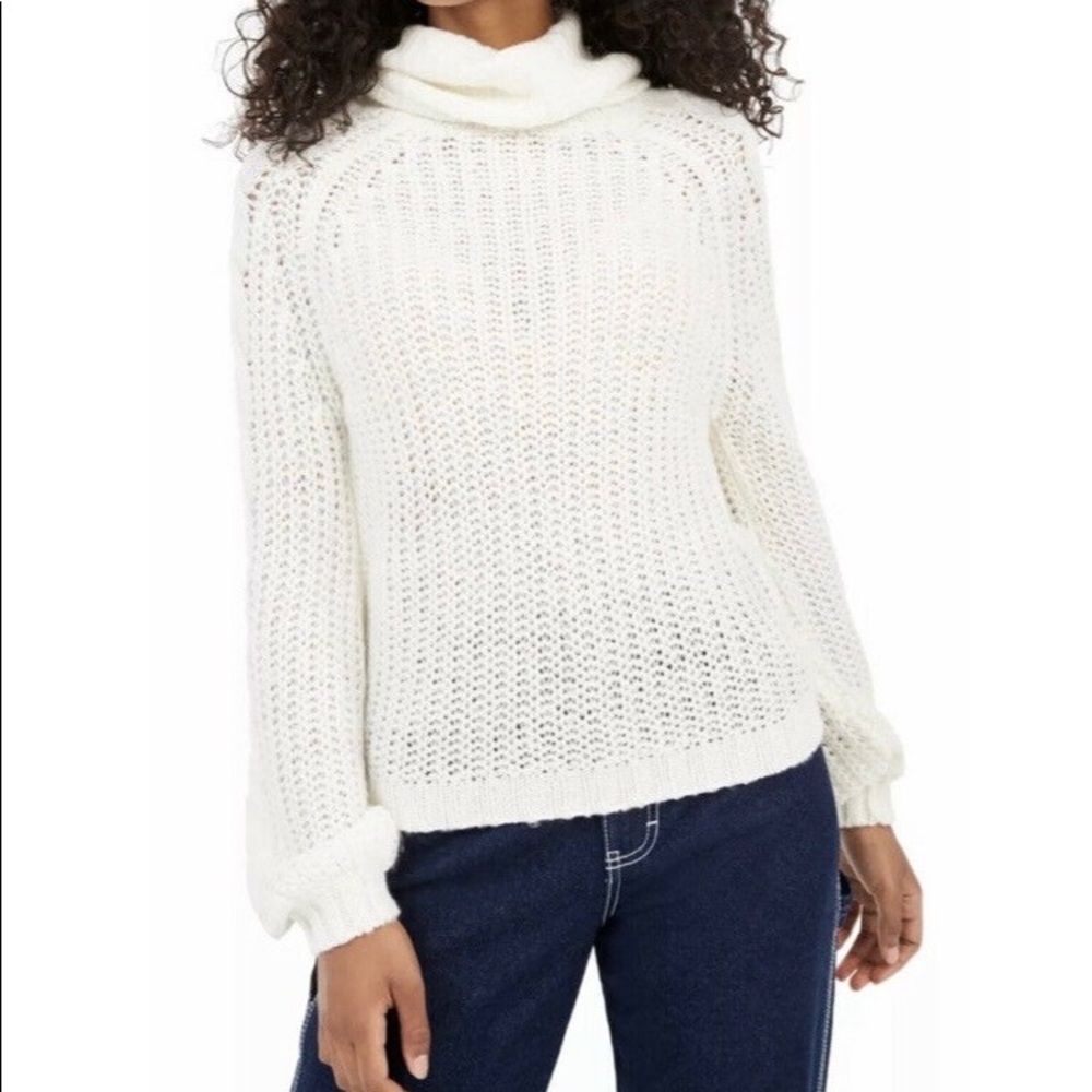 NWT Planet Gold Egret Cozy Cables size M